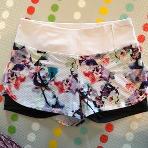 Calia by Carrie Underwood shorts